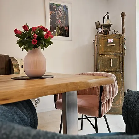Apartment Fascinosa - Kunst Des Urlaubs - Taxilounge Mit Wasserfallgarten Nähe Trier&luxemburg *