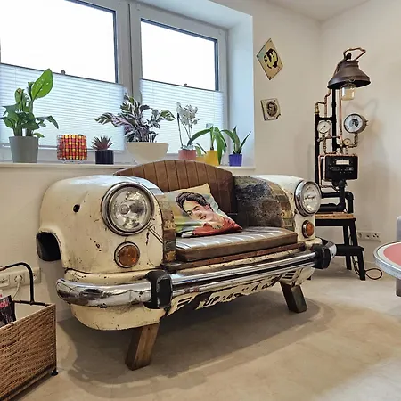 Fascinosa - Kunst Des Urlaubs - Taxilounge Mit Wasserfallgarten Nähe Trier&luxemburg